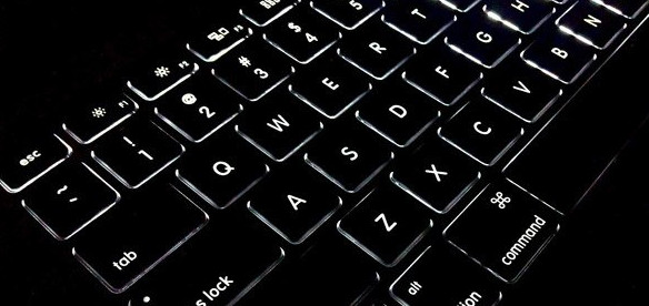 macbook键盘灯不亮 苹果macbook键盘失灵解决办法