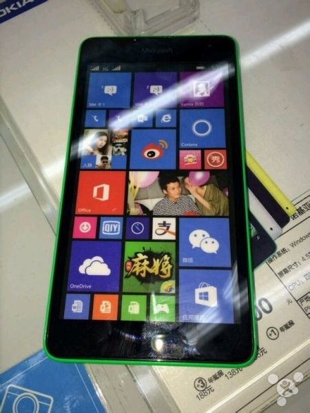 微软首款Microsoft品牌Lumia手机长啥样？