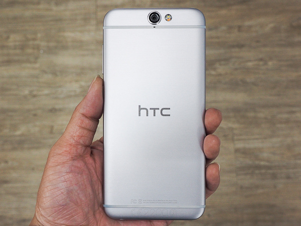 HTC One A9开箱评测 外型实在太像 iPhone6