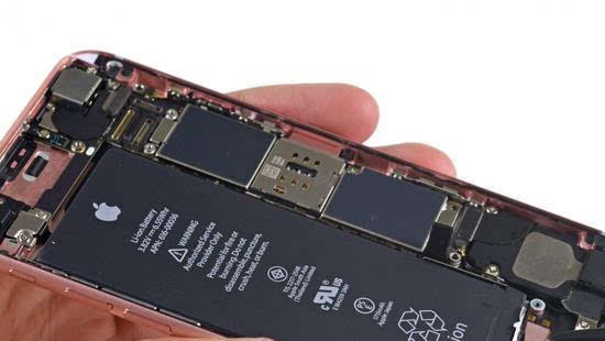 苹果或将在iPhone 8中去掉SIM卡托盘
