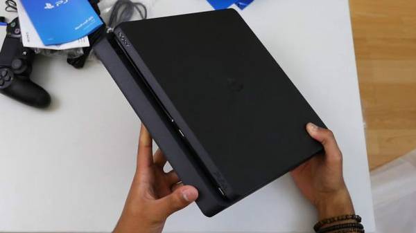 PS4 Slim有哪些改进？PS4 Slim配置升级