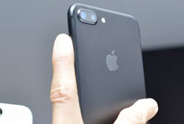 iPhone7亮黑色价格6188元，i7亮光黑版没有32G(图集)