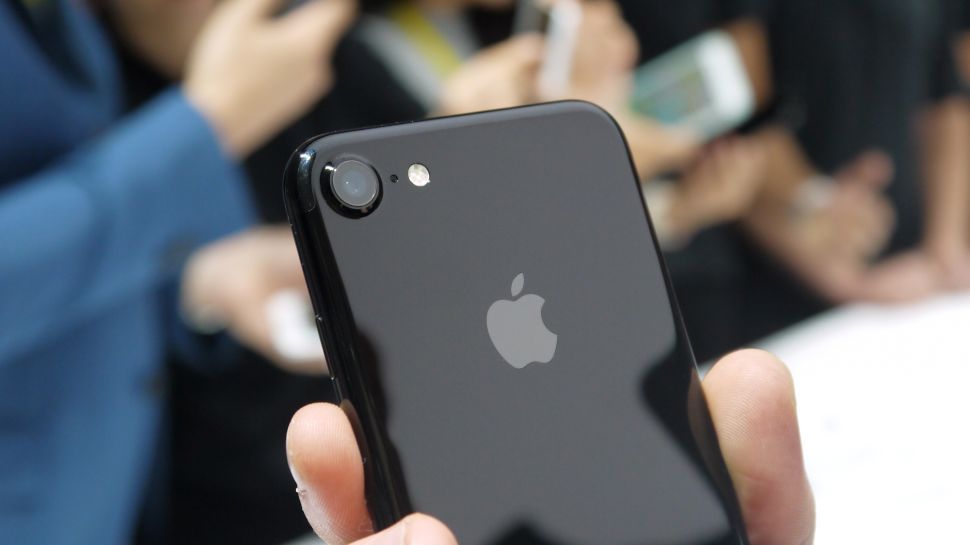 苹果iPhone 7 VS三星S7：三星配置好 苹果体验好
