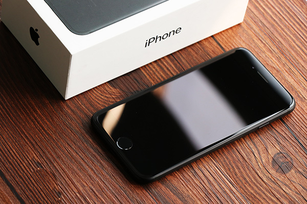 苹果iPhone7/7 Plus出现“嘶嘶声”与英特尔无关？