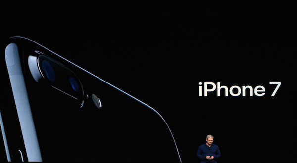 智能手机或到瓶颈期 iPhone 7问题多多