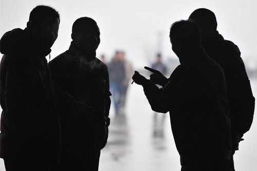 电商的低价iPhone是怎么来的？看完你还敢买吗