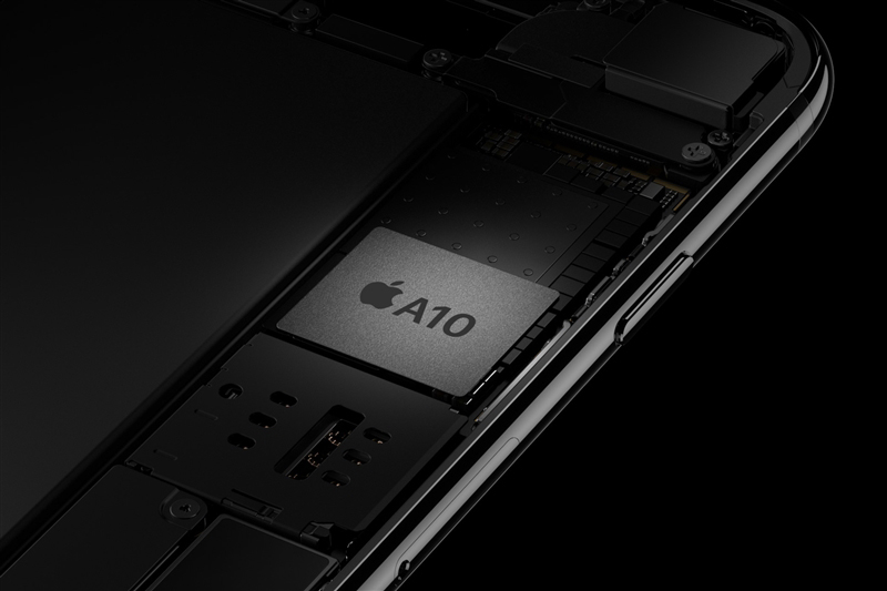 安卓给跪了！iPhone7性能最全测试