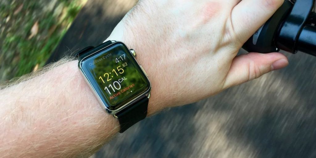 目前来说：AppleWatch是最准确的健身追踪器