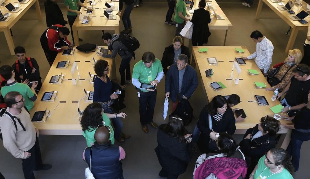 不怕被偷？苹果去掉iPhone展机安全绳真相