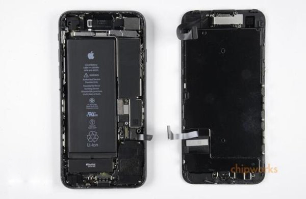透露苹果AI动向？iPhone7体内这颗FPGA芯片不容忽视