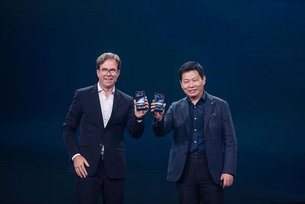 华为Mate9保时捷限量版双曲屏怎么样