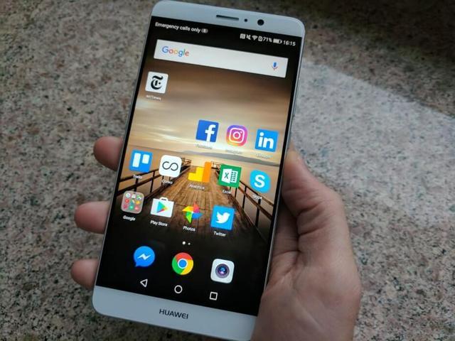 华为mate9屏幕自动亮怎么回事