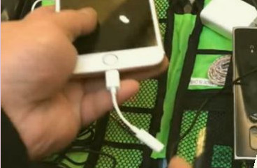 映客连接森然播吧怎么操作？