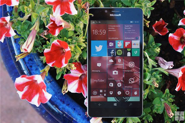 Lumia930/1520因设备发热、电池消耗过快不能升级Win10 Mobile创意者更新