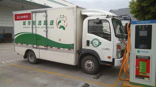 刘强东：京东5年内全换成自己研发的电动货车