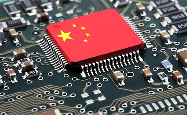国产自主内存大突破：行业巨头们不淡定了