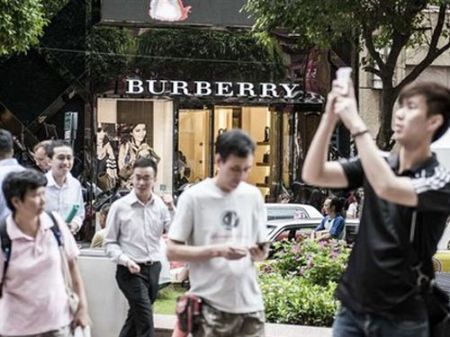 奢侈品牌入驻微信：微信电商化又一尝试