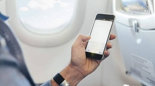 飞机上可以使用手机了？空中WiFi商机来临？