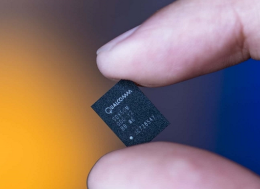 高通展示X50新机：全球第一款5G手机