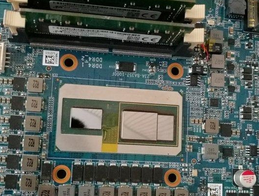 Intel研发CPU谍照曝光：Intel+AMD异构芯片