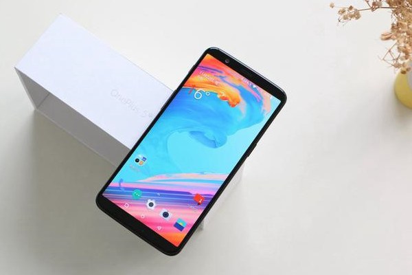 一加5T跑分多少？一加5T处理器骁龙835性能怎么样？