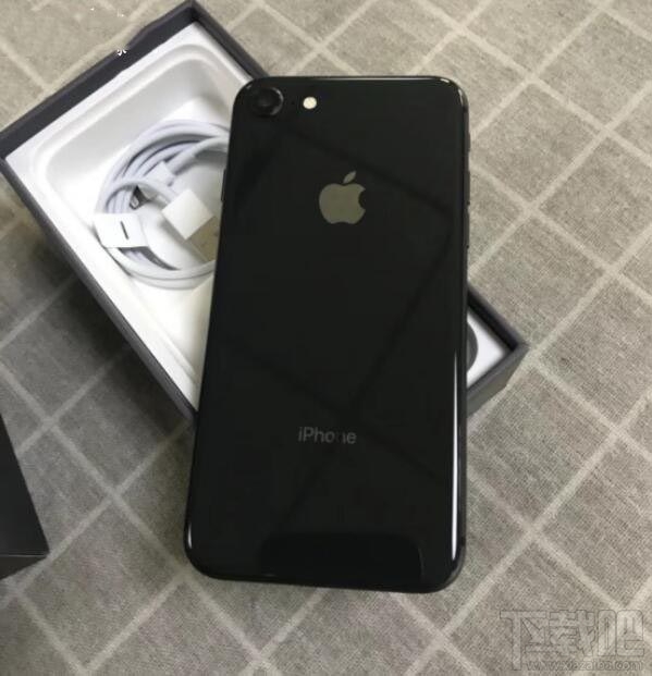 iphonese2和iphone8哪款好？iphone8和iphonese2参数对比介绍